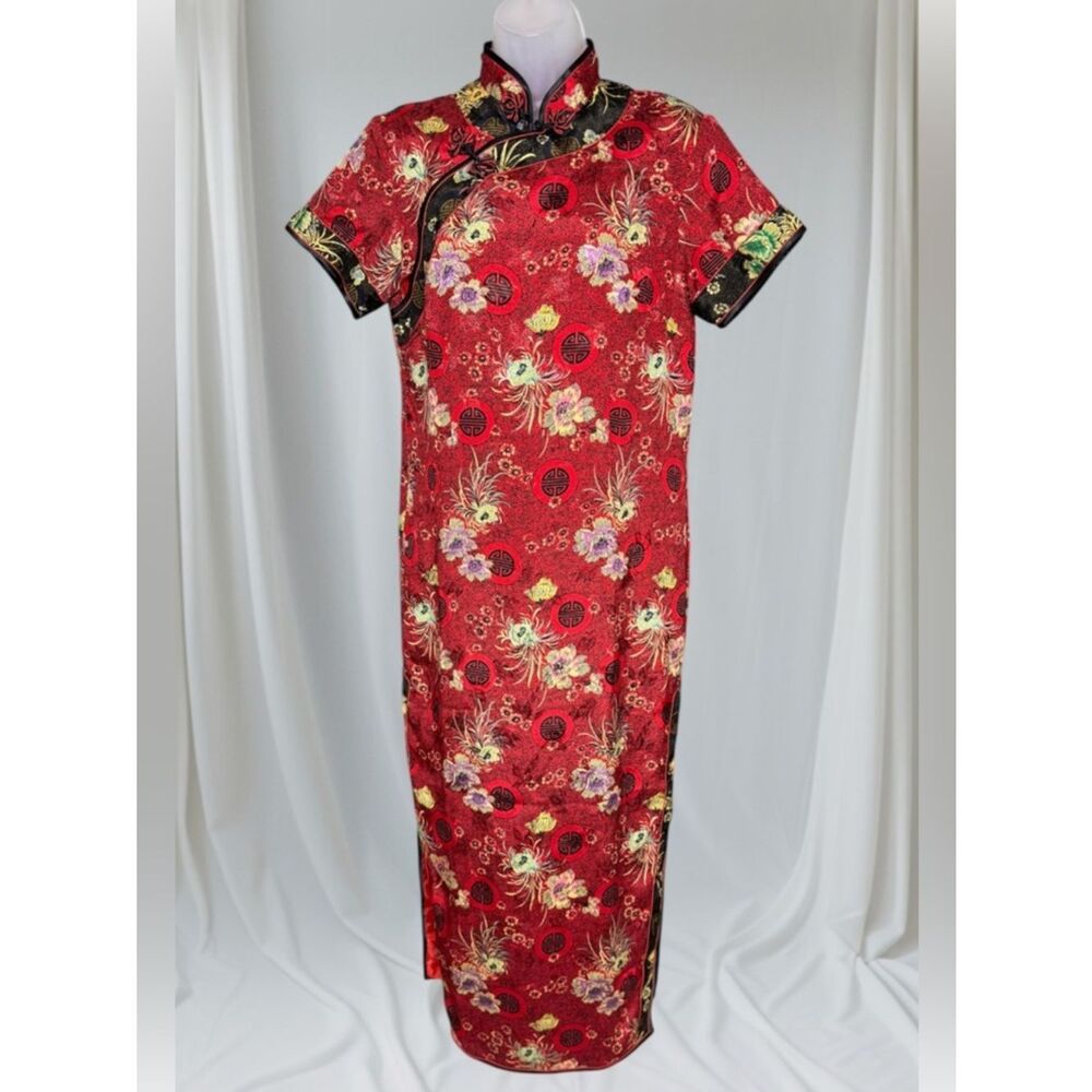 Sue’s Fashion Cheongsam Chinese Satin Short Sleeve Slim Maxi Dress. Size Medium